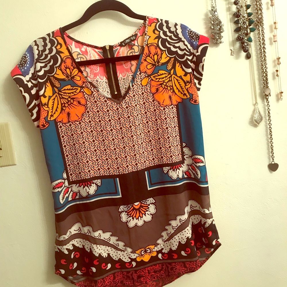 Bright floral top by express